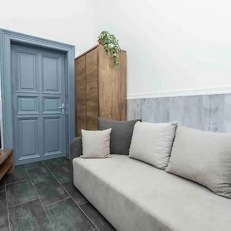 D3 Basilica Luxury Spacious Free Parking For 1 Car *