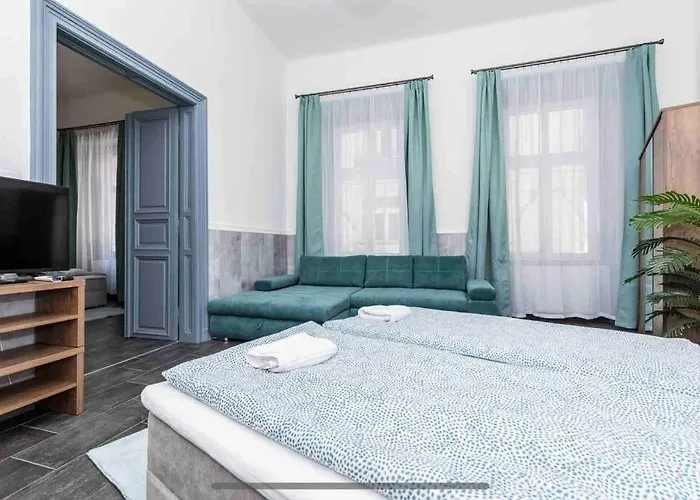 D3 Basilica Luxury Spacious Free Parking For 1 Car Apartament