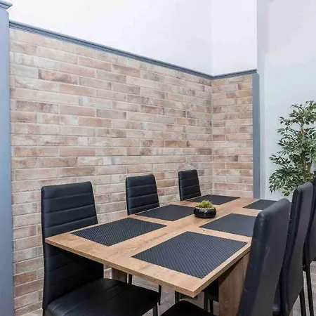D3 Basilica Luxury Spacious Free Parking For 1 Car * Budapeşte