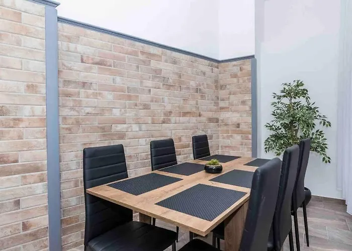 D3 Basilica Luxury Spacious Free Parking For 1 Car * Budapeşte