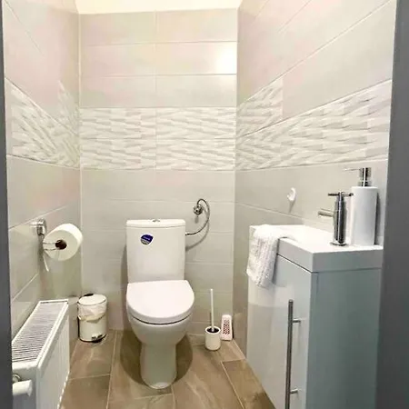 Апартаменты D3 Basilica Luxury Spacious Free Parking For 1 Car *