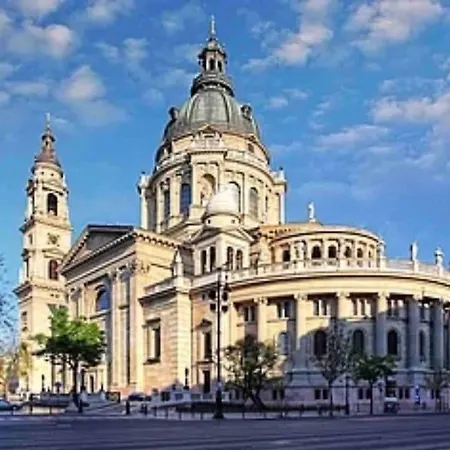 Апартаменты D3 Basilica Luxury Spacious Free Parking For 1 Car *