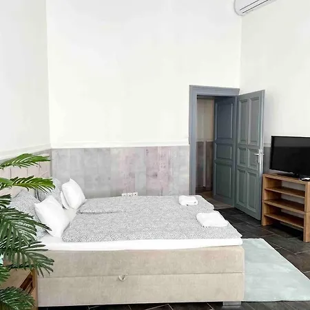 D3 Basilica Luxury Spacious Free Parking For 1 Car *