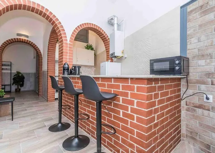 D3 Basilica Luxury Spacious Free Parking For 1 Car Apartamento