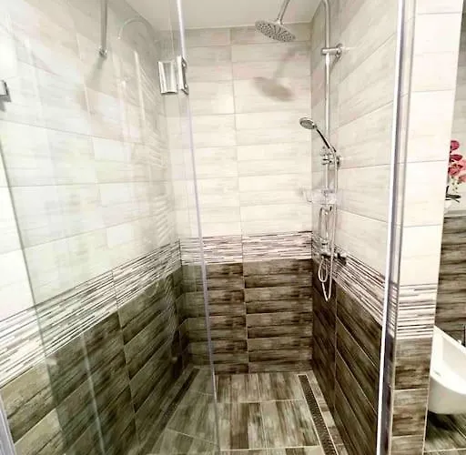 Apartamento D3 Basilica Luxury Spacious Free Parking For 1 Car
