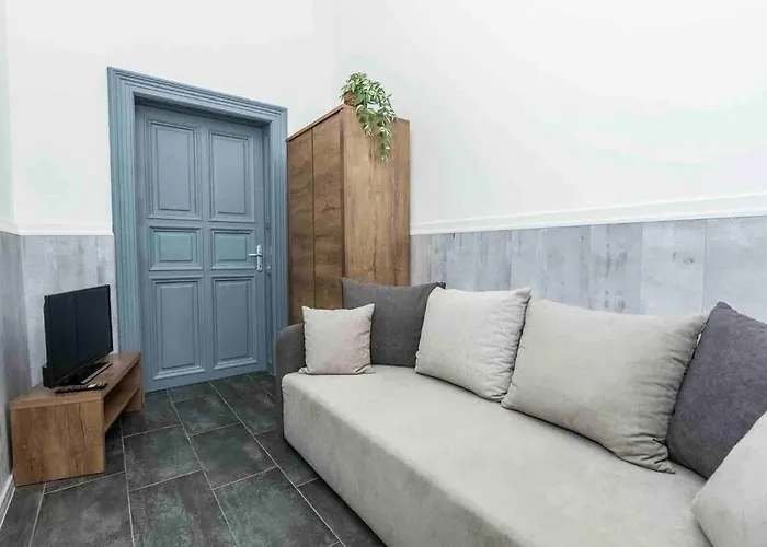 D3 Basilica Luxury Spacious Free Parking For 1 Car *
